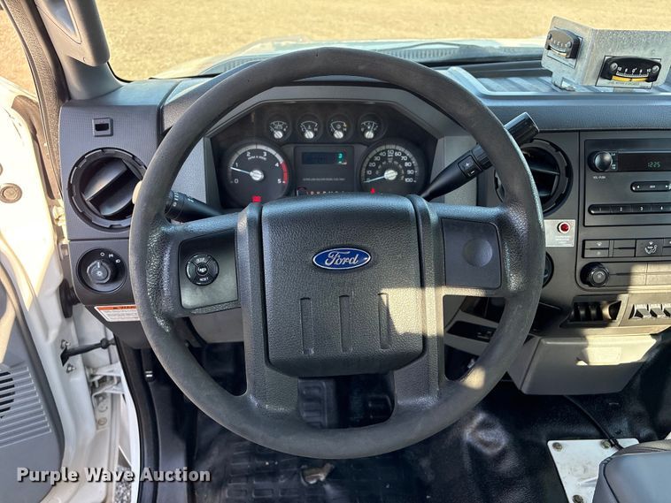 image for item EG1700 2014 Ford F550 Super Duty bucket truck