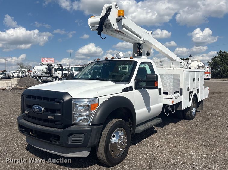 image for item EG8962 2012 Ford F550 Super Duty bucket truck