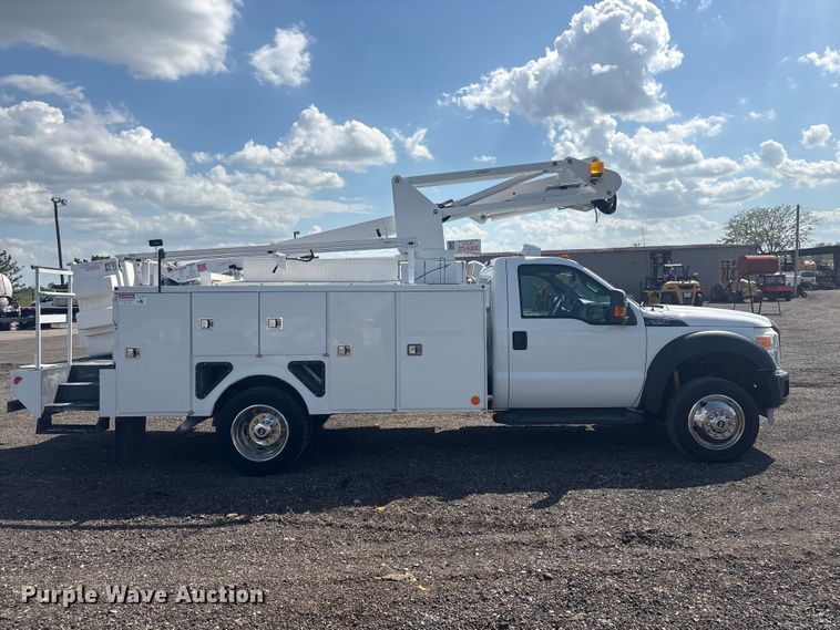 image for item EG8962 2012 Ford F550 Super Duty bucket truck