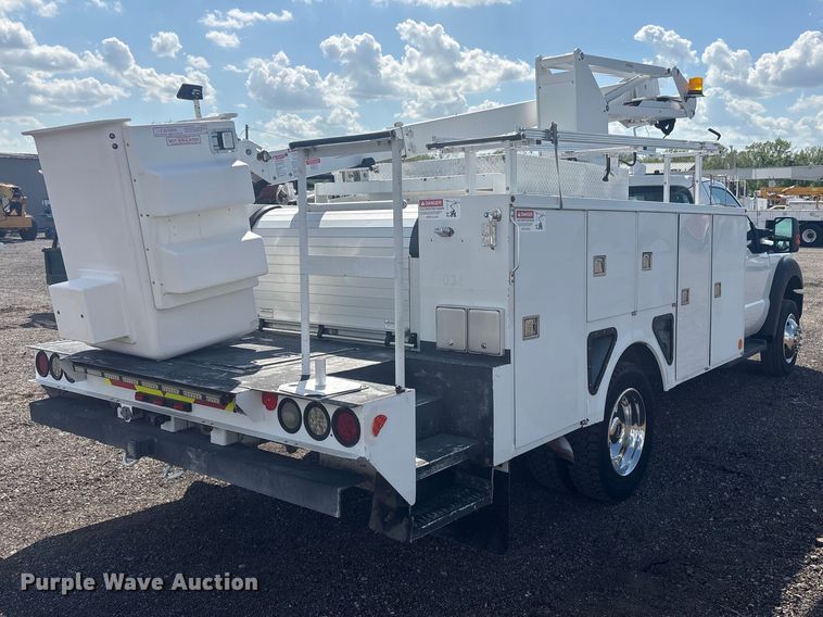 image for item EG8962 2012 Ford F550 Super Duty bucket truck