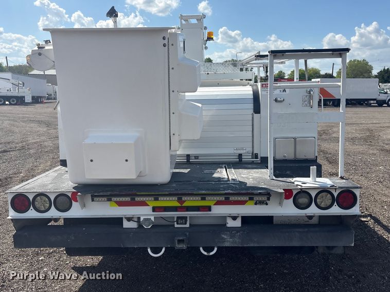 image for item EG8962 2012 Ford F550 Super Duty bucket truck