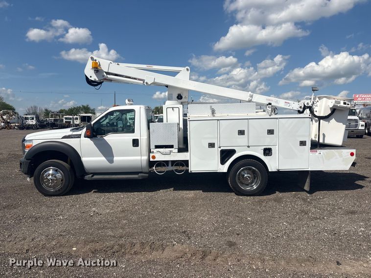 image for item EG8962 2012 Ford F550 Super Duty bucket truck