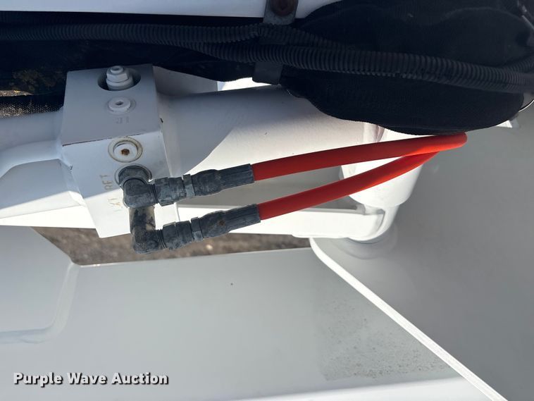 image for item EG8962 2012 Ford F550 Super Duty bucket truck