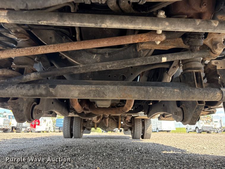 image for item EG8962 2012 Ford F550 Super Duty bucket truck