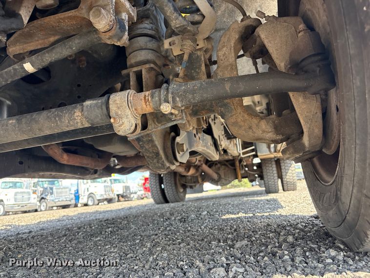 image for item EG8962 2012 Ford F550 Super Duty bucket truck