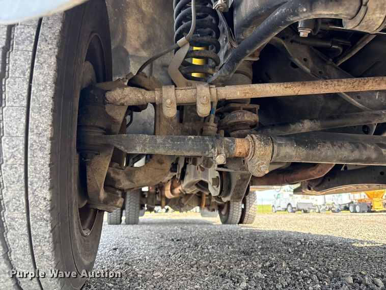 image for item EG8962 2012 Ford F550 Super Duty bucket truck
