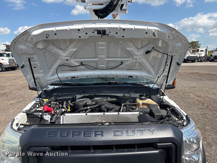 image for item EG8962 2012 Ford F550 Super Duty bucket truck