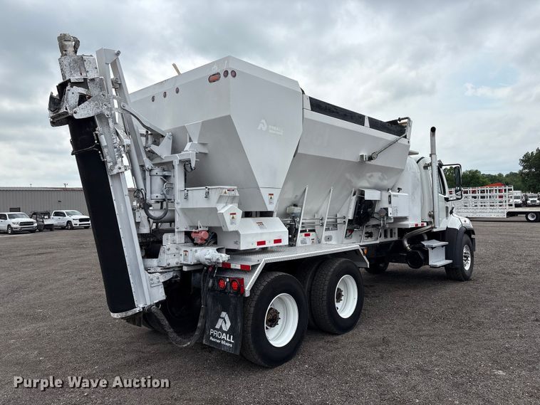 image for item EG9000 2019 Freightliner 114SD volumetric concrete mixer truck