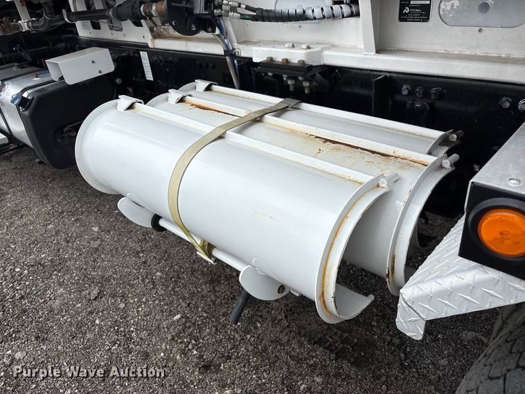 image for item EG9000 2019 Freightliner 114SD volumetric concrete mixer truck