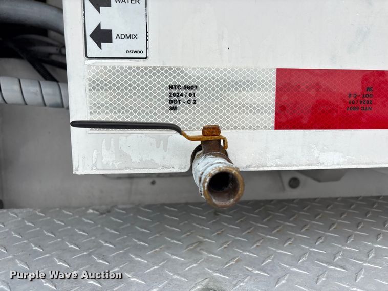 image for item EG9000 2019 Freightliner 114SD volumetric concrete mixer truck