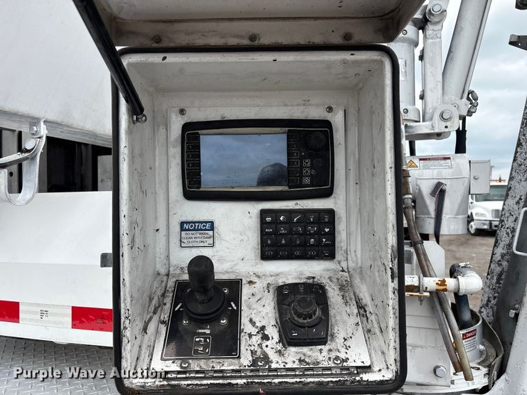 image for item EG9000 2019 Freightliner 114SD volumetric concrete mixer truck