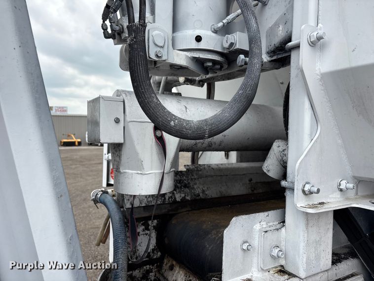 image for item EG9000 2019 Freightliner 114SD volumetric concrete mixer truck