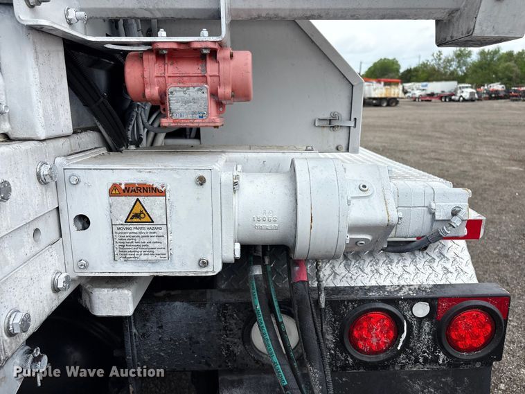 image for item EG9000 2019 Freightliner 114SD volumetric concrete mixer truck
