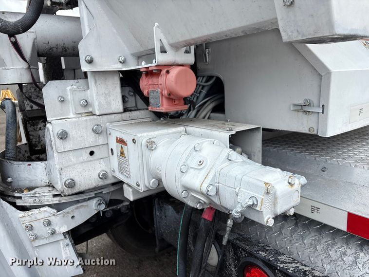 image for item EG9000 2019 Freightliner 114SD volumetric concrete mixer truck
