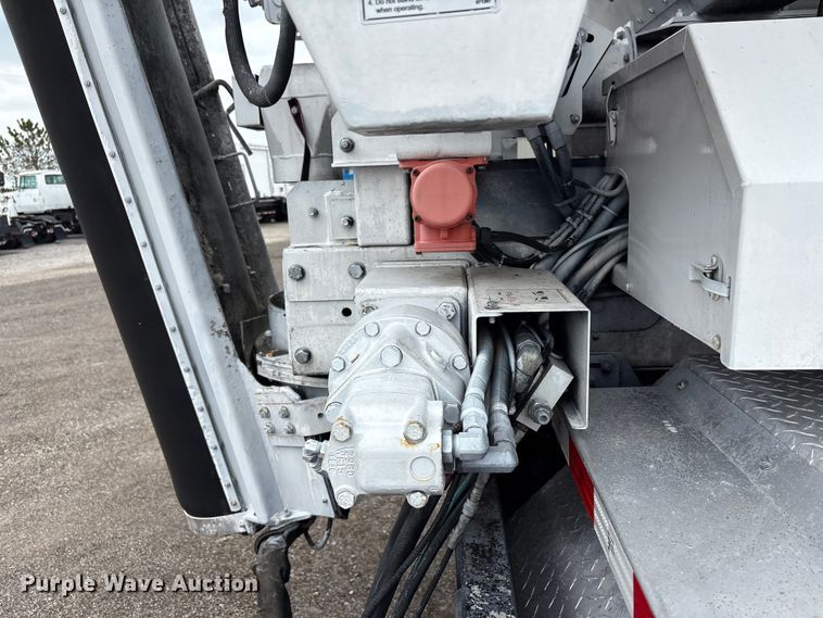 image for item EG9000 2019 Freightliner 114SD volumetric concrete mixer truck