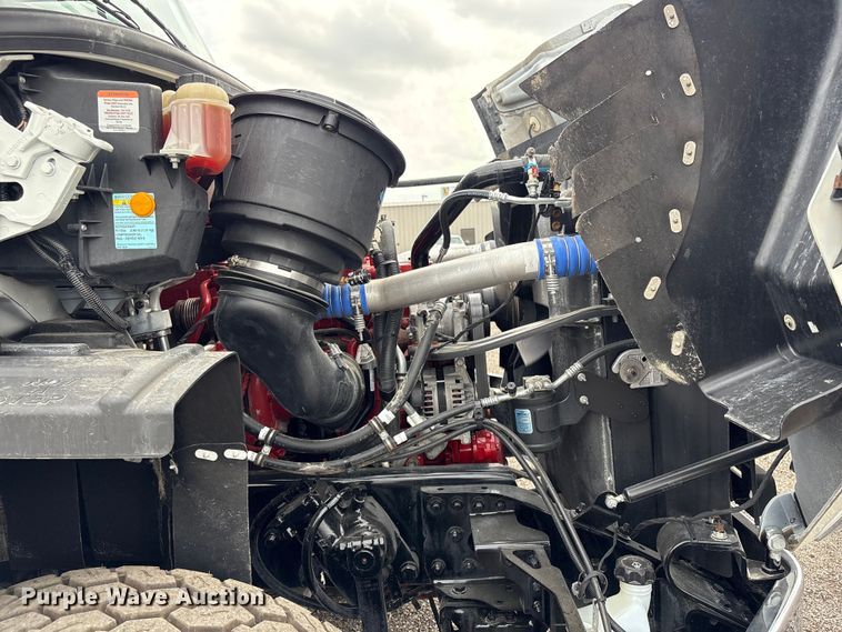 image for item EG9000 2019 Freightliner 114SD volumetric concrete mixer truck