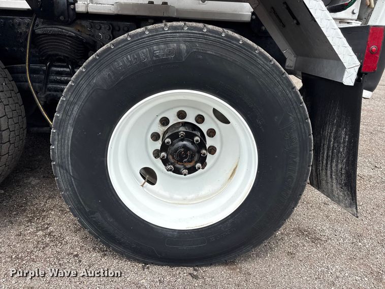 image for item EG9000 2019 Freightliner 114SD volumetric concrete mixer truck