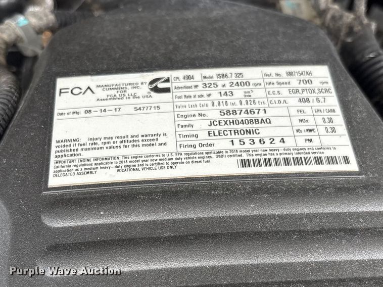 image for item EG9012 2018 RAM 3500 utility bed pickup truck