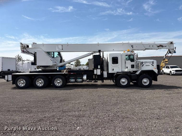 image for item EG9035 2014 Kenworth C500 crane truck