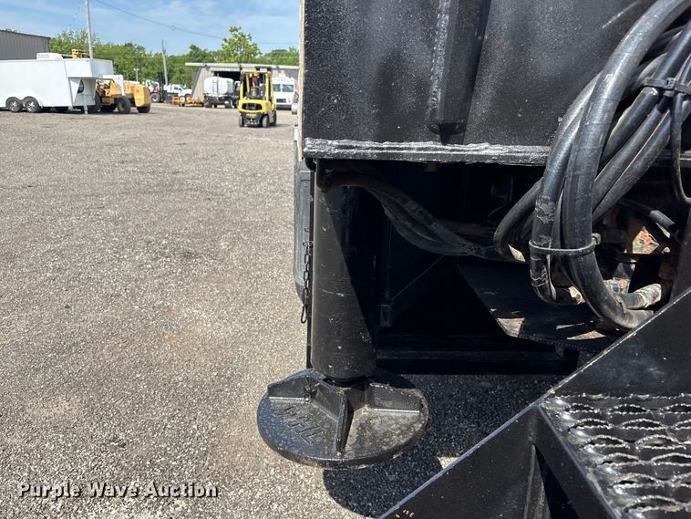 image for item EG9035 2014 Kenworth C500 crane truck