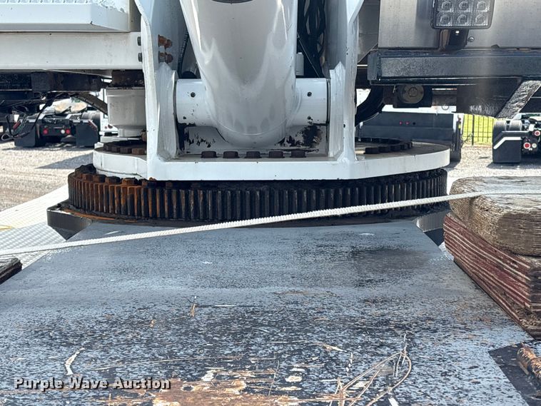 image for item EG9035 2014 Kenworth C500 crane truck