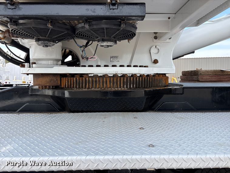 image for item EG9035 2014 Kenworth C500 crane truck