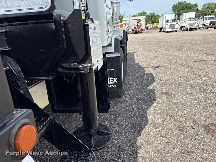 image for item EG9035 2014 Kenworth C500 crane truck
