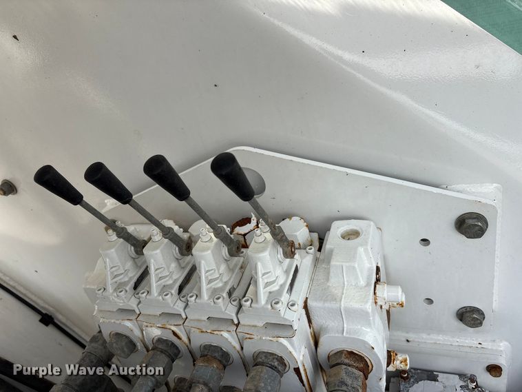 image for item EG9035 2014 Kenworth C500 crane truck
