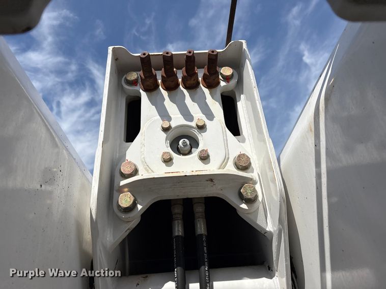 image for item EG9035 2014 Kenworth C500 crane truck