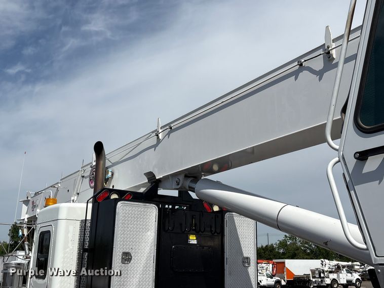 image for item EG9035 2014 Kenworth C500 crane truck