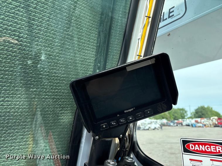 image for item EG9035 2014 Kenworth C500 crane truck