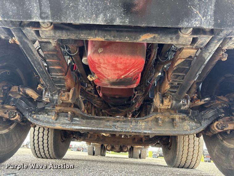 image for item EG9035 2014 Kenworth C500 crane truck