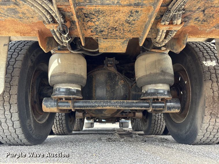 image for item EG9035 2014 Kenworth C500 crane truck