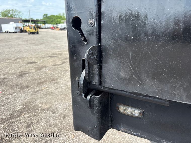 image for item EG9037 2020 Ford F450 Super DUty Crew Cab dump truck