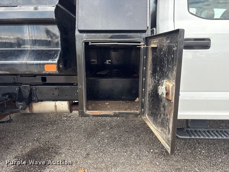 image for item EG9037 2020 Ford F450 Super DUty Crew Cab dump truck