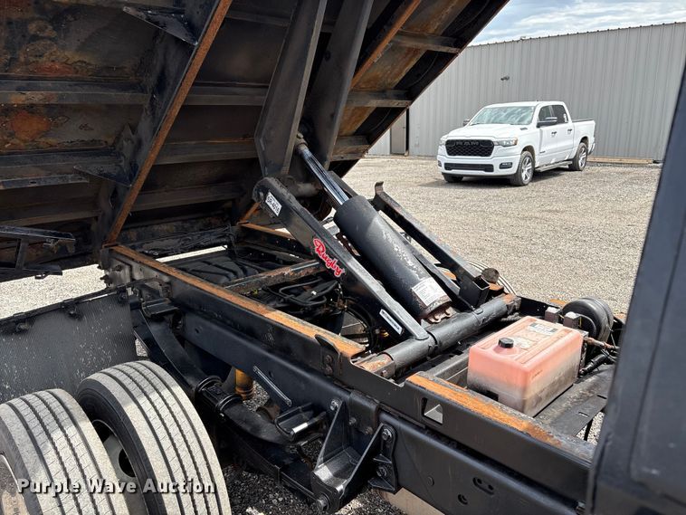 image for item EG9037 2020 Ford F450 Super DUty Crew Cab dump truck