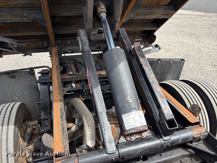 image for item EG9037 2020 Ford F450 Super DUty Crew Cab dump truck