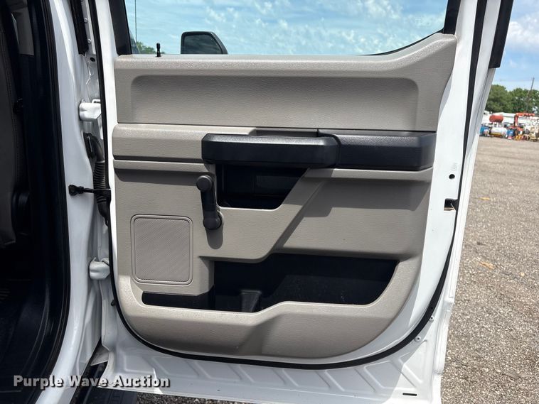 image for item EG9037 2020 Ford F450 Super DUty Crew Cab dump truck
