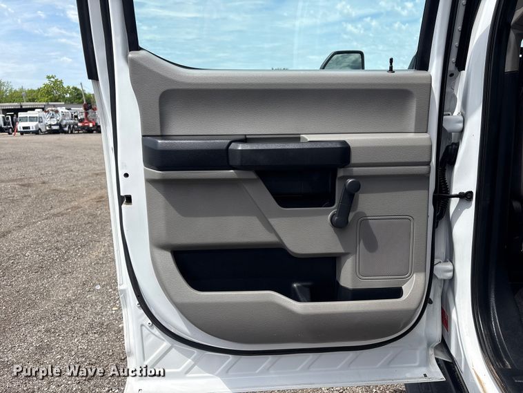image for item EG9037 2020 Ford F450 Super DUty Crew Cab dump truck