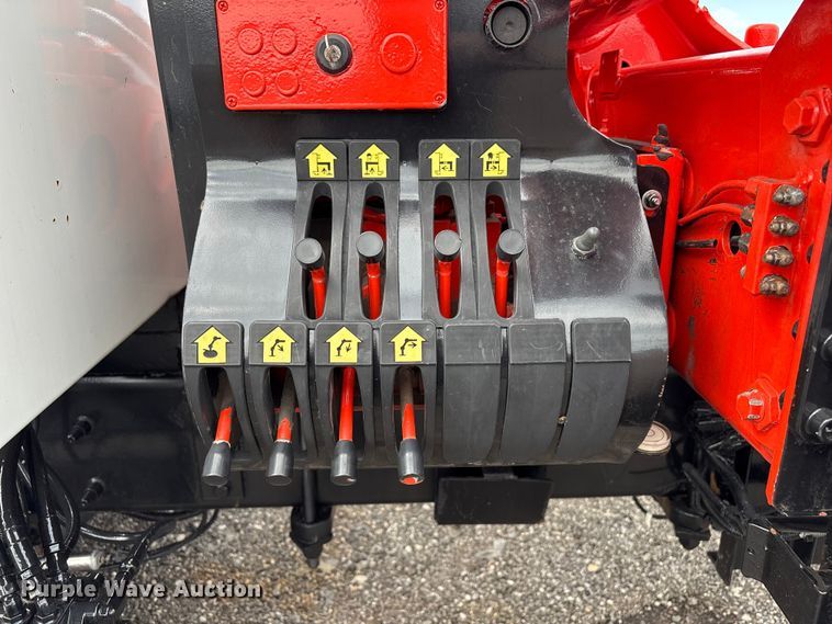 image for item EG9041 2009 International  WorkStar 7500 Crew Cab crane truck