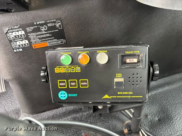 image for item EG9041 2009 International  WorkStar 7500 Crew Cab crane truck