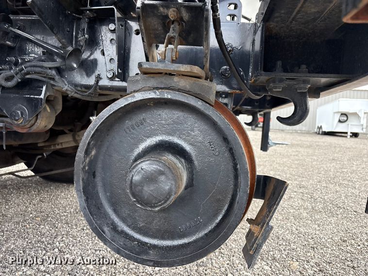 image for item EG9041 2009 International  WorkStar 7500 Crew Cab crane truck