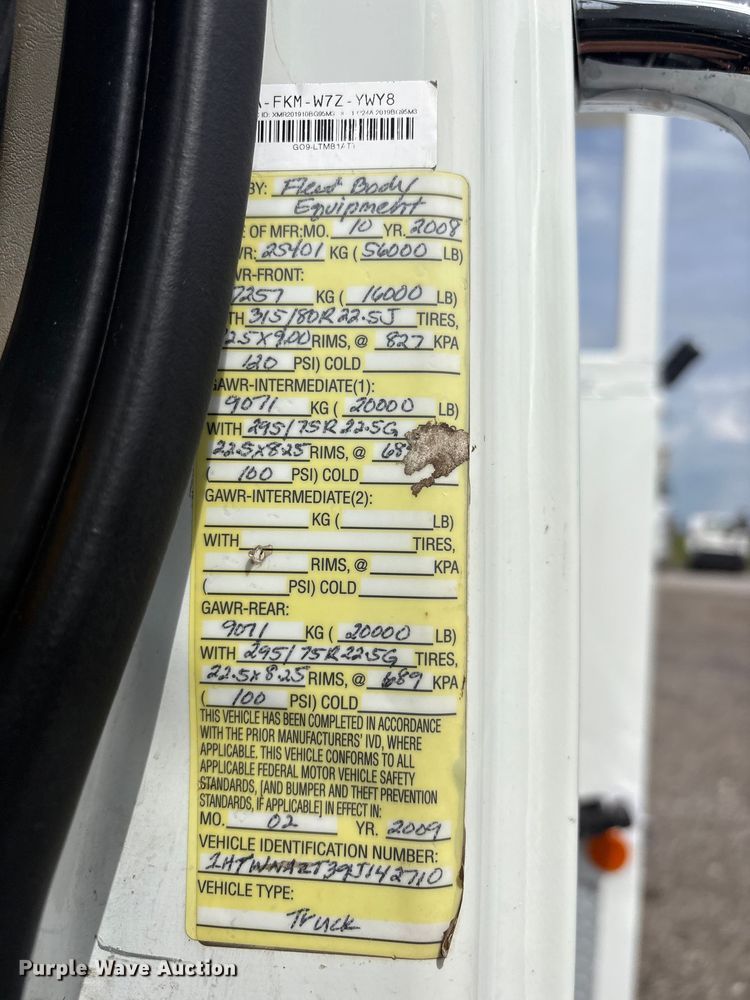 image for item EG9041 2009 International  WorkStar 7500 Crew Cab crane truck