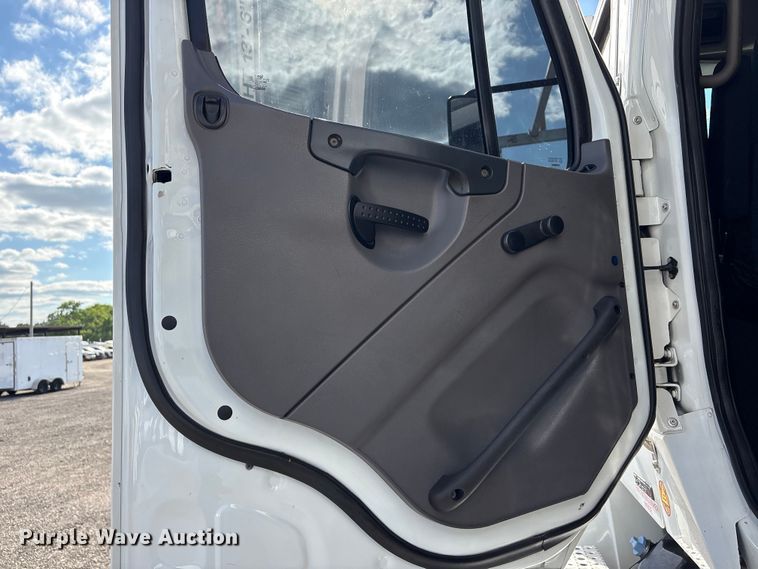 image for item EG9069 2012 Freightliner Business Class M2 Crew Cab crane truck