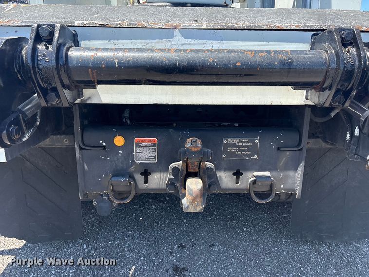 image for item EG9072 2007 International 4300 cable placer bucket truck  