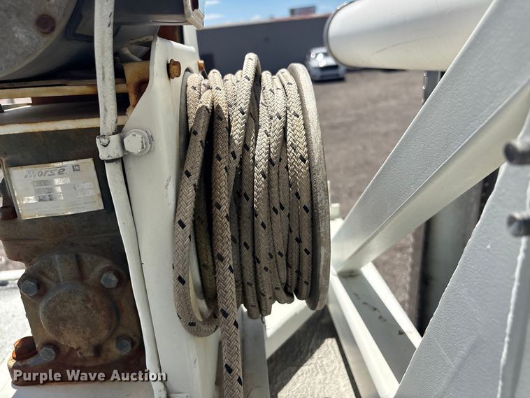 image for item EG9072 2007 International 4300 cable placer bucket truck  