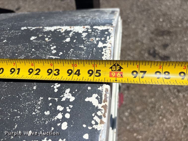 image for item EG9072 2007 International 4300 cable placer bucket truck  
