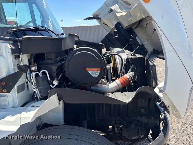image for item EG9072 2007 International 4300 cable placer bucket truck  