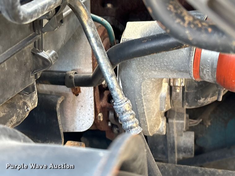 image for item EG9072 2007 International 4300 cable placer bucket truck  