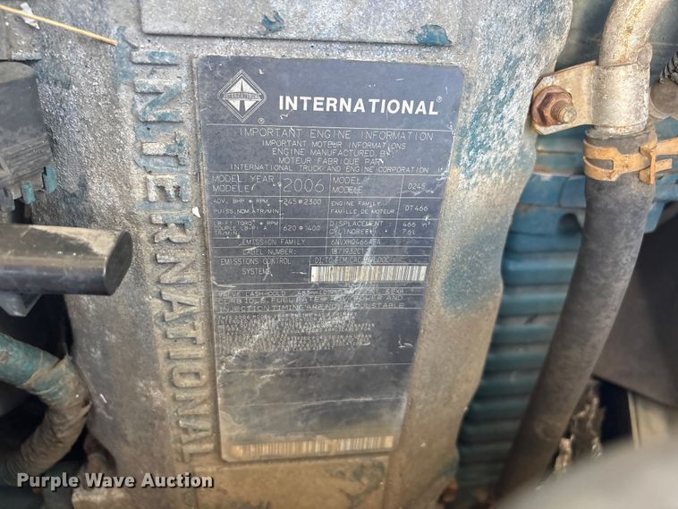 image for item EG9072 2007 International 4300 cable placer bucket truck  